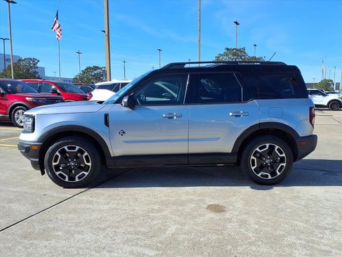 Used 2021 Ford Bronco Sport Outer Banks image 3