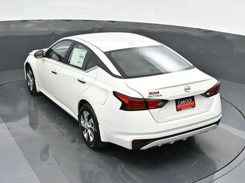 Used 2025 Nissan Altima 2.5 S image 34