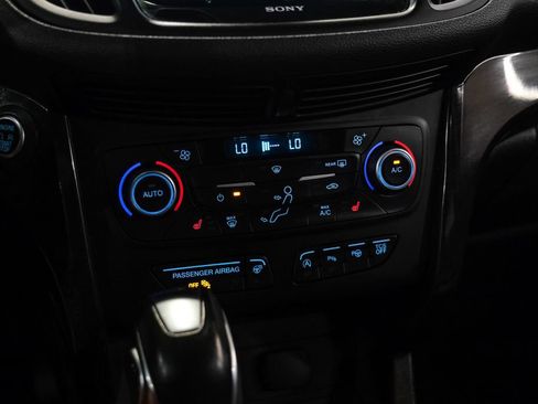 Used 2019 Ford Escape Titanium AWD/4WD image 25