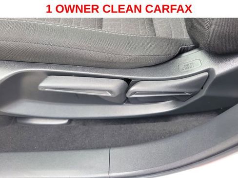 Used 2025 Honda HR-V LX image 21