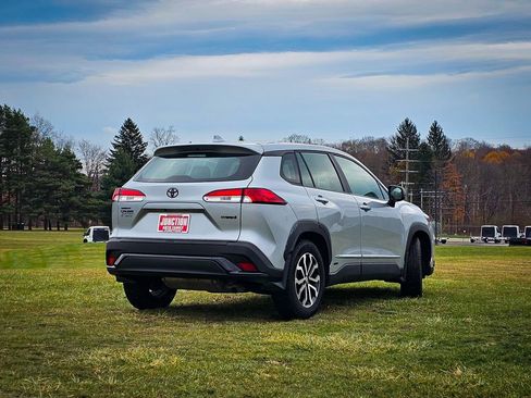 Used 2024 Toyota Corolla Cross AWD Hybrid image 4