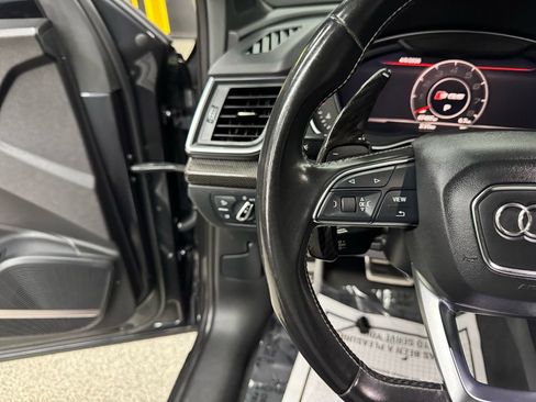 Used 2018 Audi SQ5 Premium Plus image 25