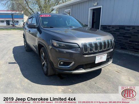 Used 2019 Jeep Cherokee Limited AWD/4WD image 1