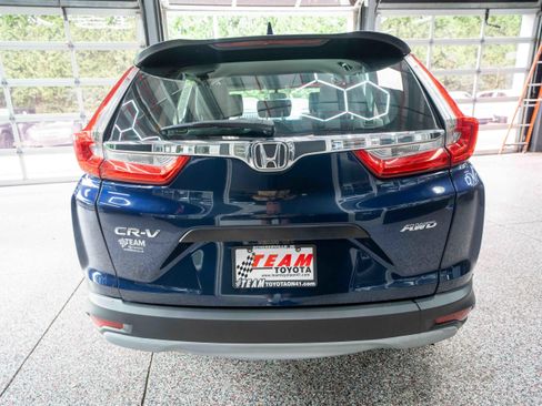 Used 2018 Honda CR-V LX image 3