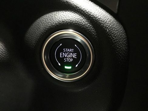 Used 2025 Chevrolet Silverado 3500 W/T image 42