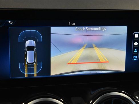 Certified 2025 Mercedes-Benz GLA 250 4MATIC image 12