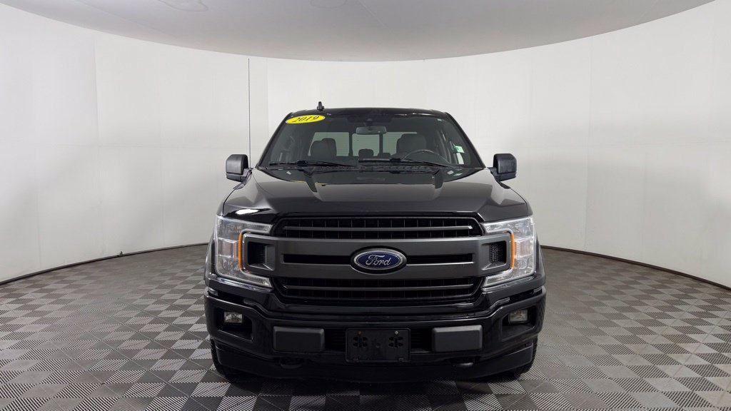 Used 2019 Ford F150 XLT w/ Equipment Group 302A Luxury AWD/4WD image 2