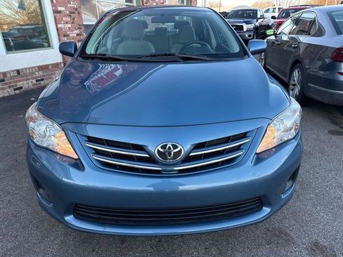 Used 2013 Toyota Corolla LE image 2