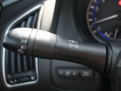 Used 2018 INFINITI Q60 3.0t Luxe image 36