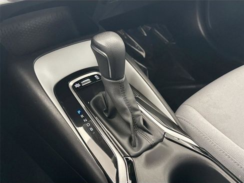 Certified 2025 Toyota Corolla SE image 26