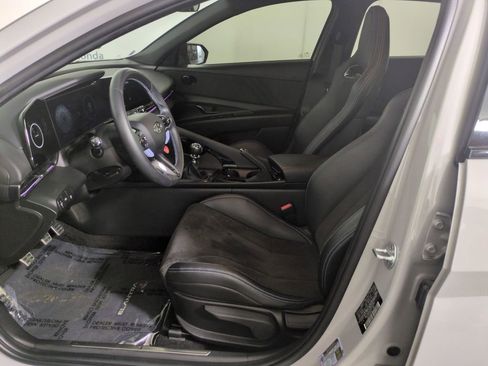 Used 2023 Hyundai Elantra N image 11