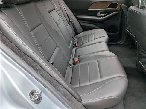 Used 2025 Mercedes-Benz GLE 350 4MATIC image 21