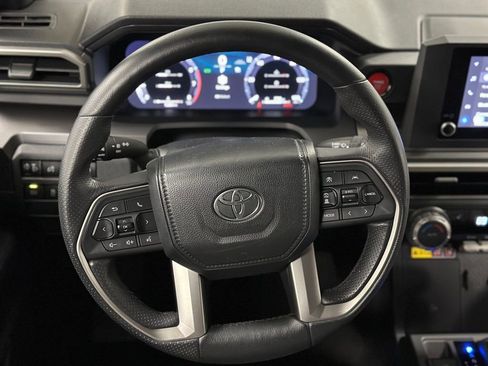 Used 2025 Toyota 4Runner TRD Off-Road AWD/4WD image 4