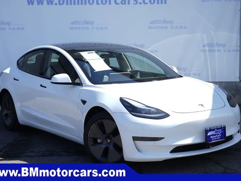 Used 2021 Tesla Model 3 Standard Range Plus RWD image 1
