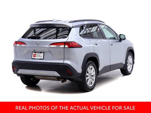 Certified 2023 Toyota Corolla Cross LE w/ Moonroof Package AWD/4WD image 2