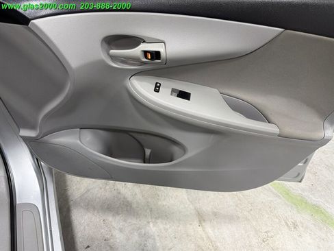 Used 2013 Toyota Corolla L FWD image 21
