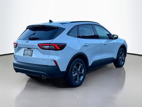 Used 2025 Ford Escape ST-Line Select image 11