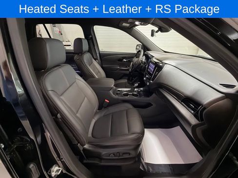 Used 2023 Chevrolet Traverse RS w/ LPO, Floor Liner Package AWD/4WD image 23