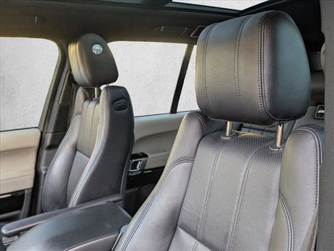Used 2016 Land Rover Range Rover Supercharged image 14