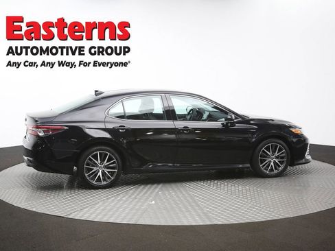 Used 2022 Toyota Camry XLE FWD image 43