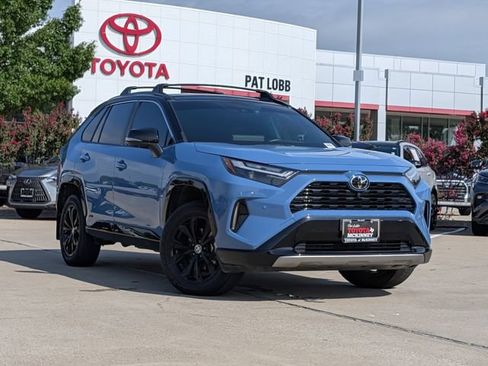 Used 2025 Toyota RAV4 XSE w/ Advanced Technology Package AWD/4WD image 2