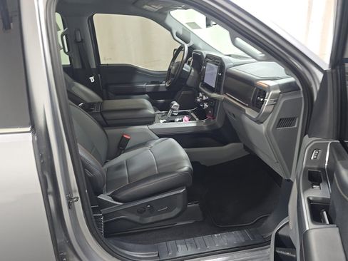 Used 2025 Ford F150 Lariat w/ Bed Utility Package AWD/4WD image 8