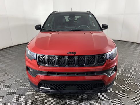 Used 2023 Jeep Compass Latitude w/ Convenience Group AWD/4WD image 12