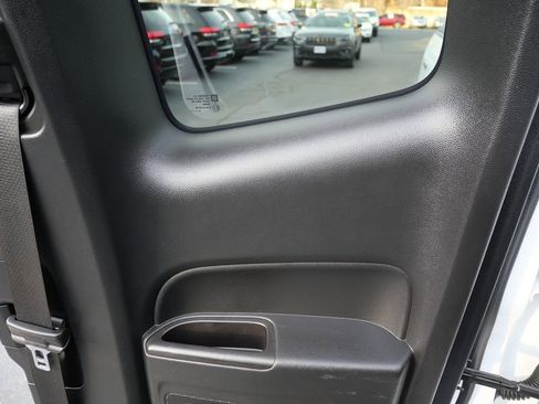 Used 2020 GMC Canyon SLE w/ Elevation Edition image 26