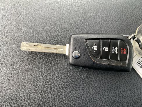 Certified 2023 Toyota Camry SE image 36