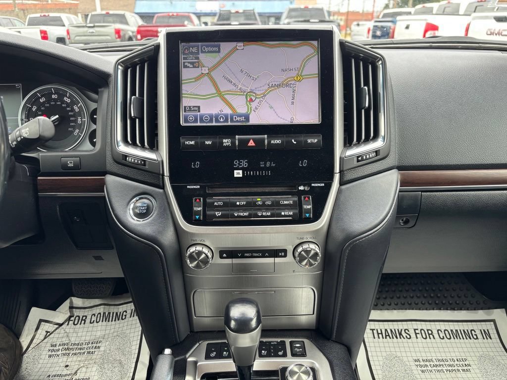 Used 2017 Toyota Land Cruiser AWD/4WD image 33