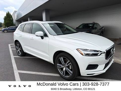 Used 2020 Volvo XC60 T5 Momentum w/ Protection Package Premier AWD/4WD image 2
