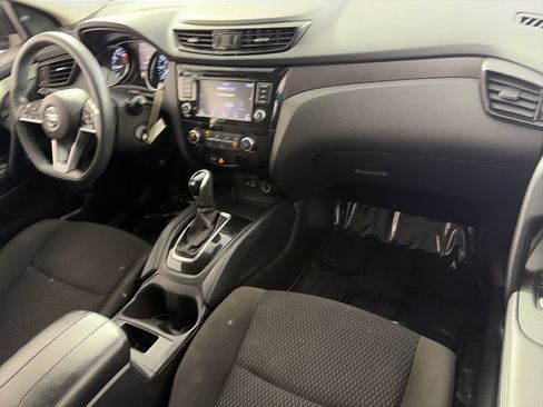 Used 2022 Nissan Rogue Sport S FWD image 25