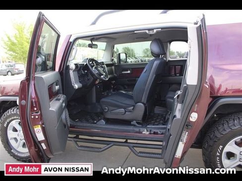 Used 2007 Toyota FJ Cruiser 4WD image 19