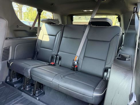Certified 2025 Chevrolet Suburban Premier AWD/4WD image 14