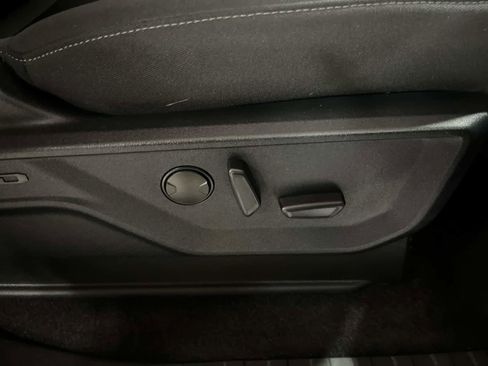 Used 2025 Ford F150 XLT w/ Equipment Group 302A MID image 47