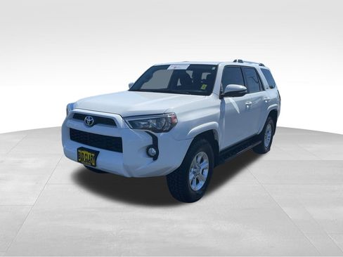 Certified 2019 Toyota 4Runner SR5 Premium AWD/4WD image 8