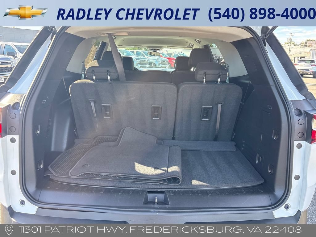 Certified 2021 Chevrolet Traverse LS FWD image 14