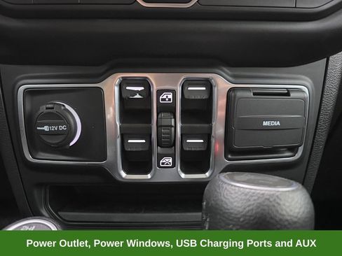 Used 2022 Jeep Wrangler Unlimited Sport AWD/4WD image 36