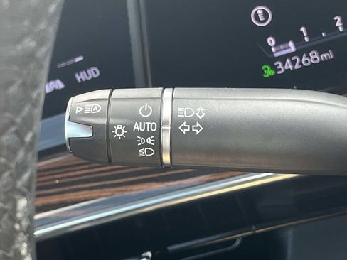 Certified 2023 Cadillac Escalade Premium Luxury AWD/4WD image 45