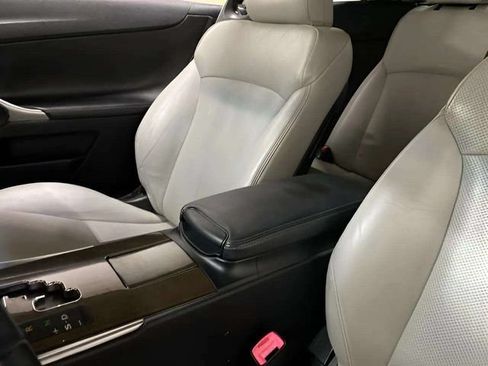 Used 2011 Lexus IS 350C w/ Luxury Pkg RWD image 82