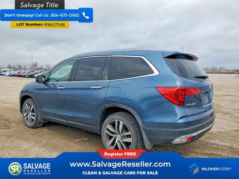 Used 2017 Honda Pilot Touring image 3