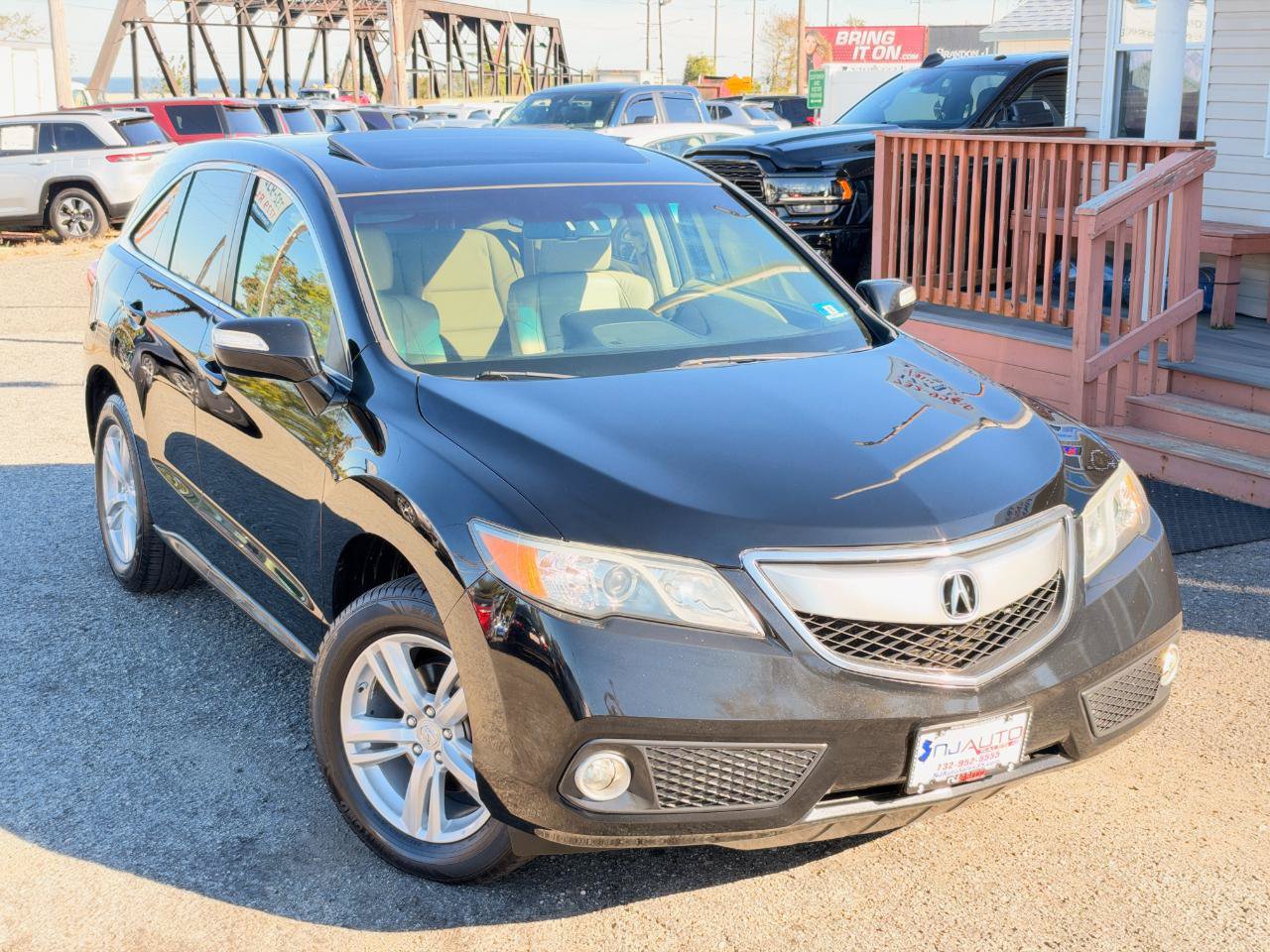 Used 2015 Acura RDX w/ Technology Package AWD/4WD image 2