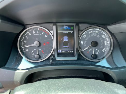 Used 2021 Toyota Tacoma TRD Pro AWD/4WD image 16