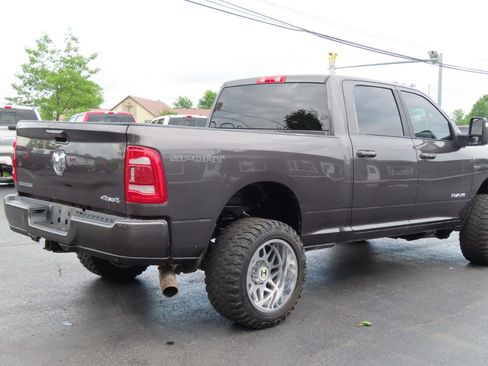 Used 2024 RAM 2500 Big Horn w/ Sport Appearance Package AWD/4WD image 21