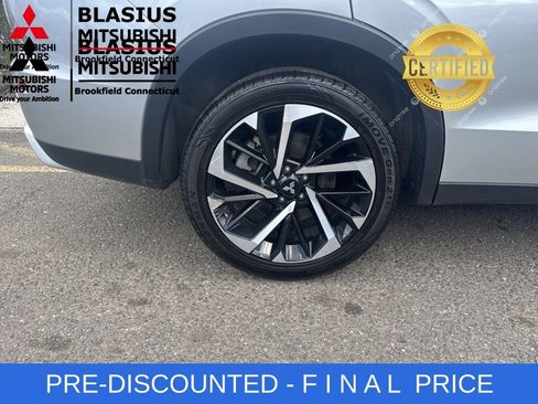 Used 2024 Mitsubishi Outlander SE AWD/4WD image 5