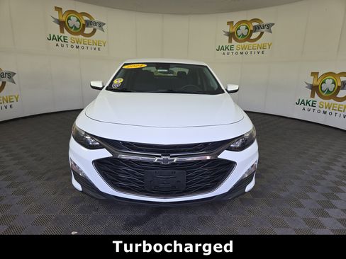 Used 2024 Chevrolet Malibu LT w/ Sport Edition image 2