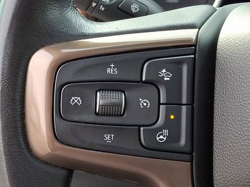 Used 2021 Chevrolet Silverado 1500 High Country image 18