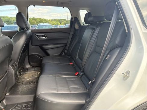 Used 2021 Nissan Rogue SV w/ Premium Package AWD/4WD image 32