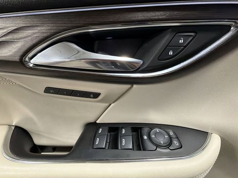 Used 2023 Buick Envision Avenir image 23