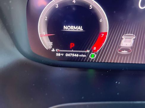 Used 2023 Acura MDX A-Spec image 32